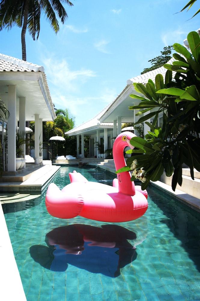 Harmony Villas Kuta  Exterior photo